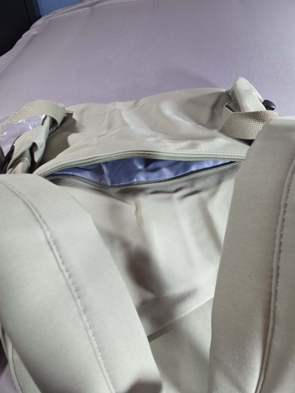 Quadra Studio Backpack - Picture 3 of 5